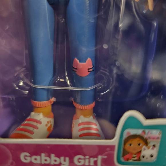 Gabby's Dollhouse Gabby Doll - Picture 4 of 14